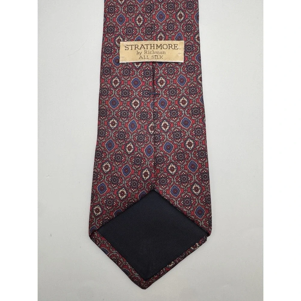 Vintage Strathmore by Richman All Silk Tie - Red Paisley Medallion Pattern